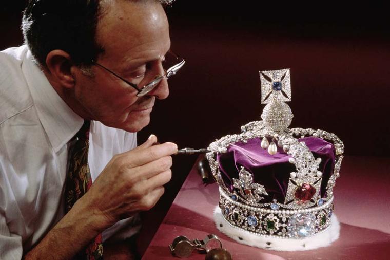 Christie’s Jewels of London Tour exclusive access to London’s most